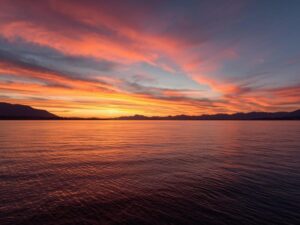 Sunset Boat Cruises in Kelowna